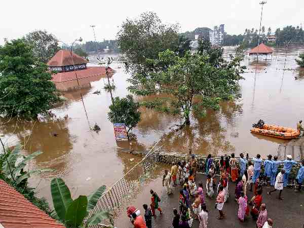 కేరళ వార్తలు చూసి చలించిపోయిన ప్రణతి
