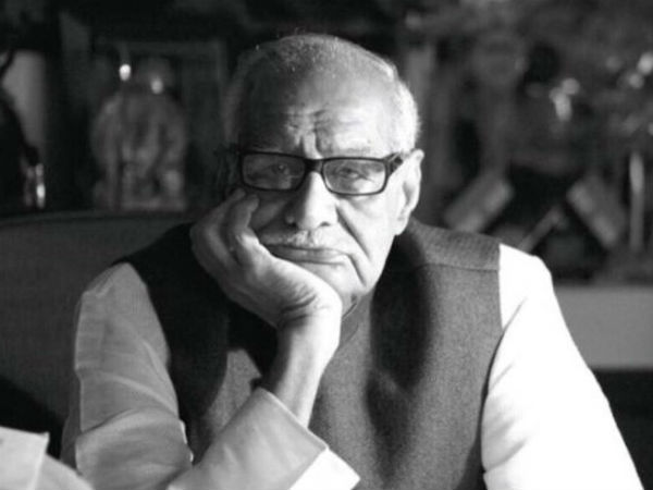 Veteran journalist Kuldip Nayar passed away at 95 Veteran journalist Kuldip Nayar passed away at 95