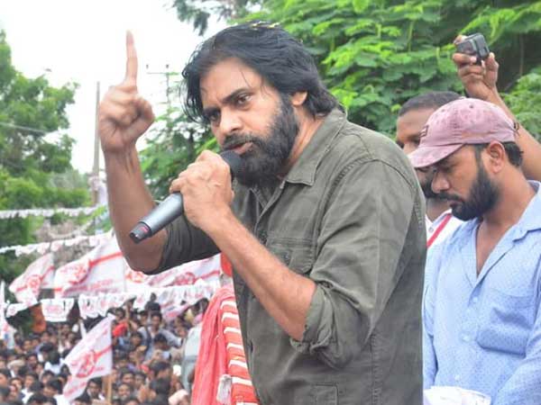 నేను చేతులు కట్టుకొని కూర్చోలేదు