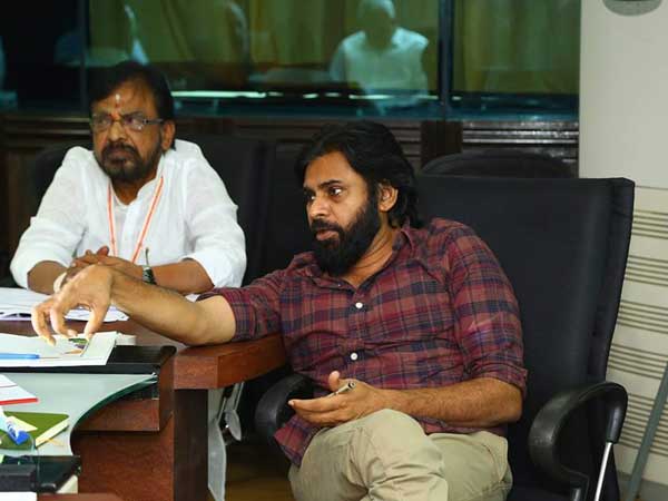 బాధితులకు పరామర్శ