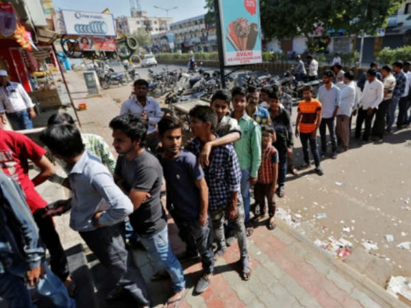 Over 93000 candidates, including 3700 PhD holders apply for peon job in UP Over 93000 candidates, including 3700 PhD holders apply for peon job in UP