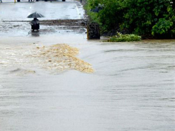 పోలవరం ప్రాజెక్టు వద్ద గోదావరి నది