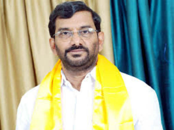 కొందరు ఇన్...మరికొందరు ఔట్