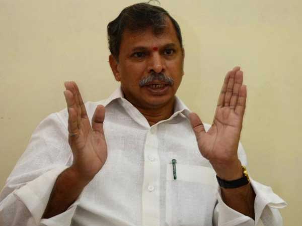 అప్పు చేసేందుకు సాయపడిన బ్రోకరేజ్ సంస్థకు కమిషన్