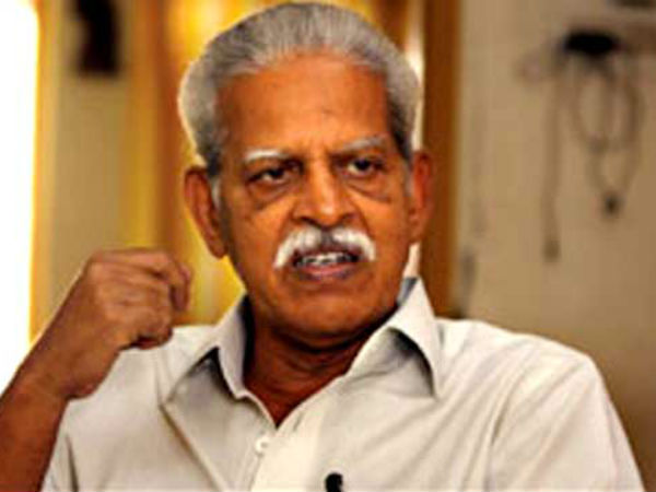 నగరంలోని నాలుగు చోట్ల సోదాలు