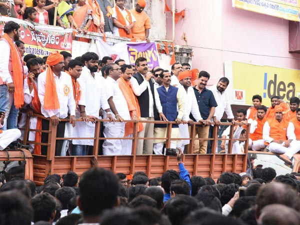 Ganesh immersion: Balapur Laddu auctioned for Rs.16.6 lakh Ganesh immersion: Balapur Laddu auctioned for Rs.16.6 lakh