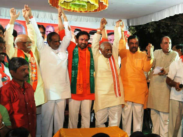 రాష్ట్రపతి పాలనకు బీజేపీ డిమాండ్