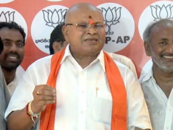 మోడీ ఉన్నారంటూ టీడీపీ డ్రామాలు