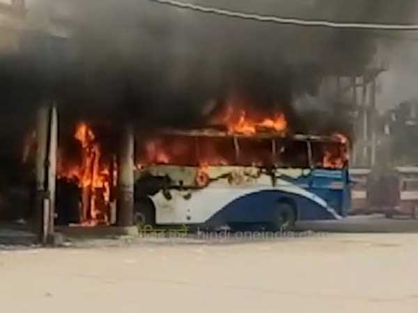 మోడీని కలిసేందుకు ప్రయత్నించి..