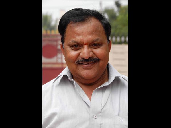 Chadalawada Krishnamurthy to join Jana Sena soon Chadalawada Krishnamurthy to join Jana Sena soon