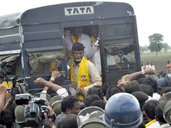 చంద్రబాబు విషయంలో ఏం జరుగుతుంది?