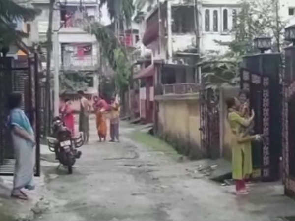 Earthquake measuring 5.5 hits parts of Assam, tremors felt across West Bengal, Bihar Earthquake measuring 5.5 hits parts of Assam, tremors felt across West Bengal, Bihar