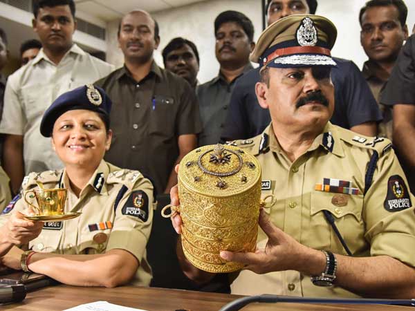 Police arrest man involved in Nizam museum robbery case, recovers gold items Police arrest man involved in Nizam museum robbery case, recovers gold items