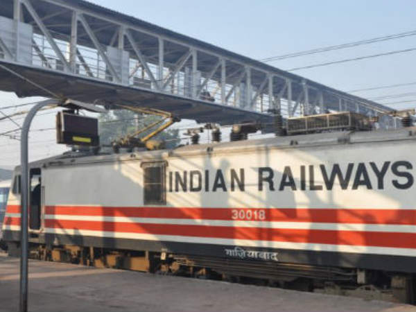 robbery in yesvantpur express rail robbery in yesvantpur express rail