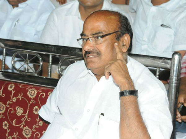 జెసి దీక్ష విరమణ...వారిపై కేసులు