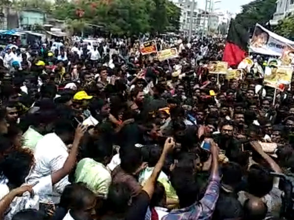 భారీ ర్యాలీకి బందోబస్తు