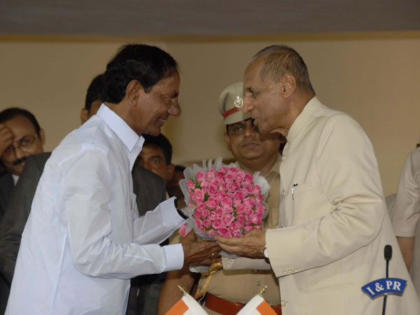 కేసీఆర్ ముందస్తు వ్యూహం
