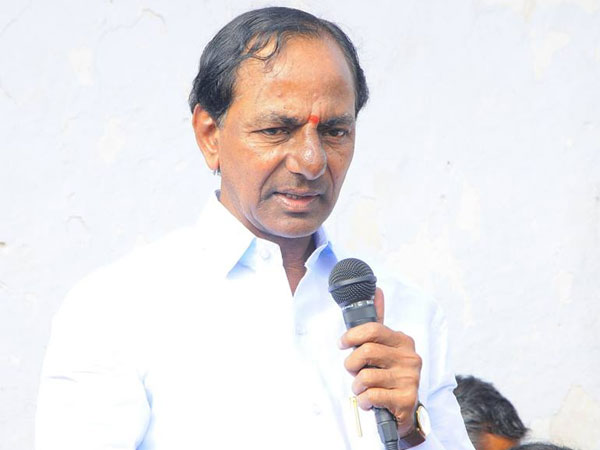 ప్రగతి భవన్ చేరుకున్న కేసీఆర్