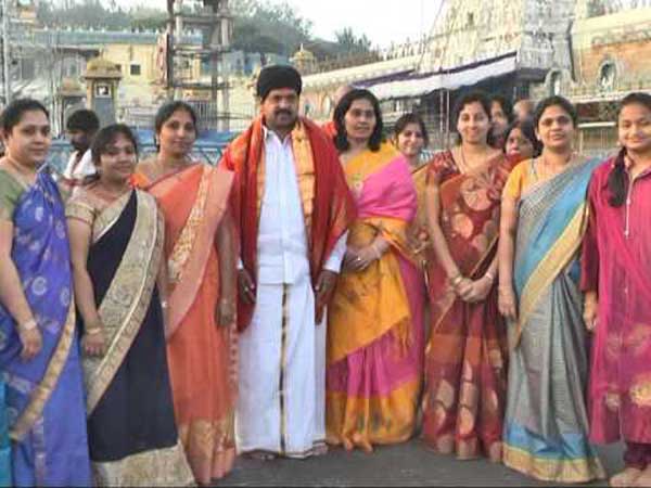 Minister Kollu Ravindra fire over Central Government Minister Kollu Ravindra fire over Central Government