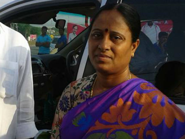రాహుల్ గాంధీ ఆహ్వానం