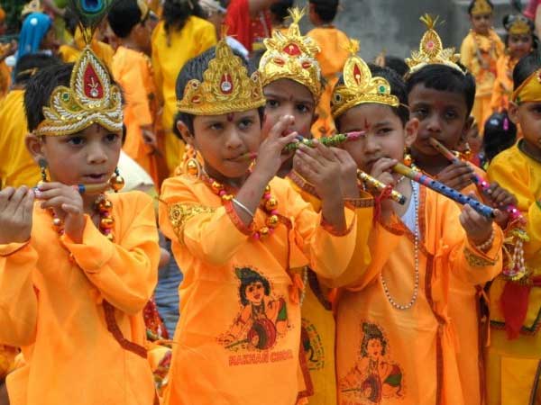 Krishna Janmashtami: Nation celebrates birth of Lord Krishna Krishna Janmashtami: Nation celebrates birth of Lord Krishna