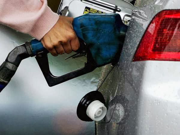 Petrol prices hit new high, Rs 87.39 per litre in Mumbai: Check today’s rate Petrol prices hit new high, Rs 87.39 per litre in Mumbai: Check today’s rate