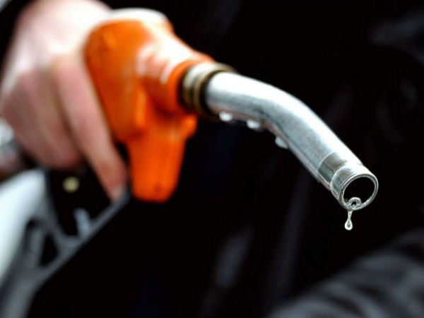 Petrol prices hit new high, Rs.87.77 per litre in Mumbai: Check today’s rate Petrol prices hit new high, Rs.87.77 per litre in Mumbai: Check today’s rate