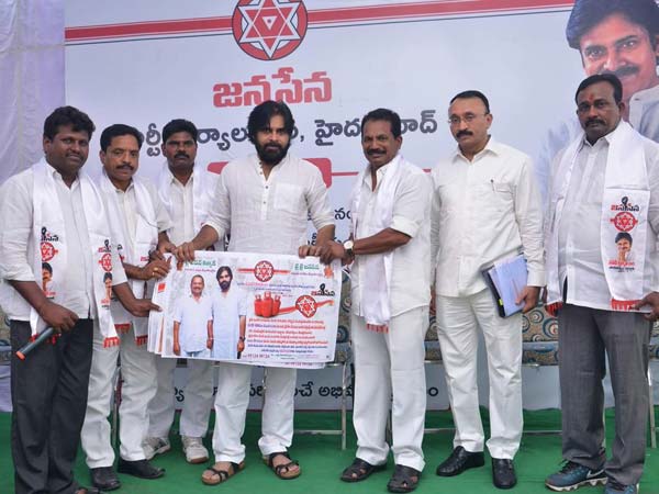 పితాని బాలకృష్ణ