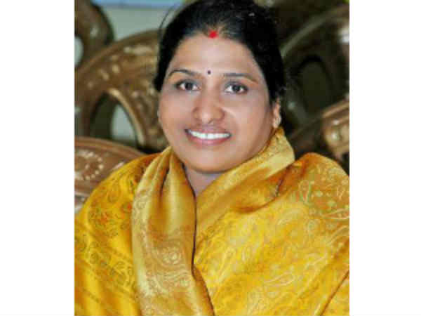 ప్రతిభాభారతికి ప్రాధాన్యత తగ్గదంటూ బాబు హామీ..