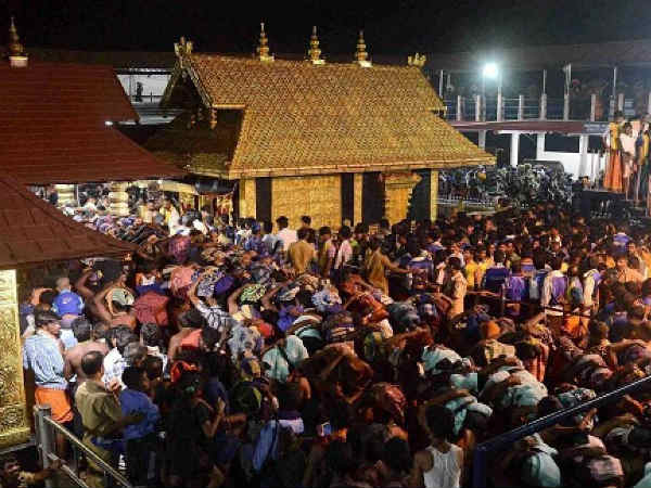 SC opens Sabarimala Temple door for all the Women - BIG news- SC opens Sabarimala Temple door for all the Women - BIG news-