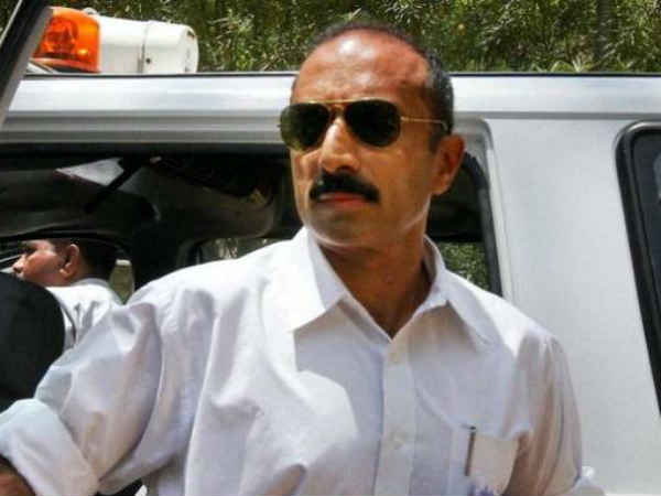 Former Gujarat IPS officer Sanjiv Bhatt arrested for allegedly framing lawyer in 1996 case Former Gujarat IPS officer Sanjiv Bhatt arrested for allegedly framing lawyer in 1996 case