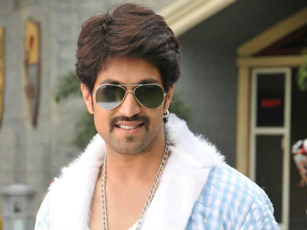 నెలకు రూ. 40 వేలు