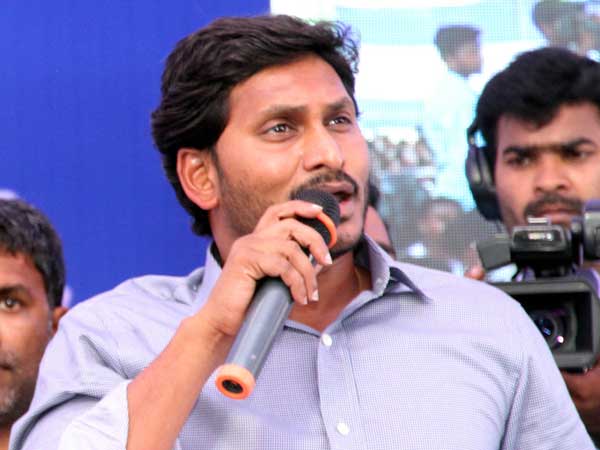 గెలిచి పార్టీ మారే అభ్యర్థులపై నజర్..! సఛ్చీలురకే సీటు అంటున్న ముఖ్యనాయకులు..!