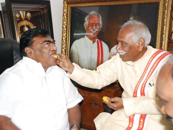 క్రికెట్లో ఒక్కోసారి 10 రన్స్కే అవుటవుతారు