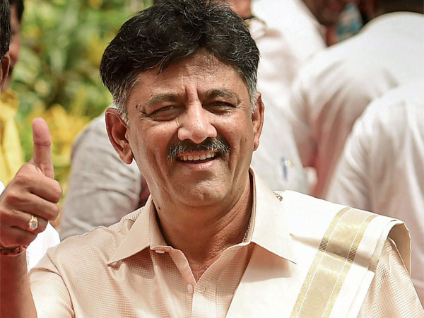 నా జీవితం నాశనం చేశారు
