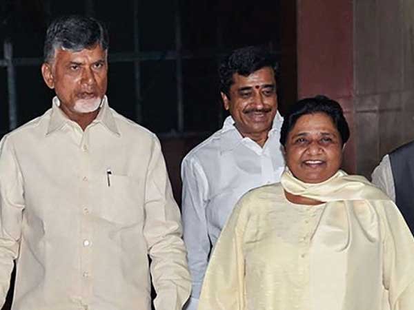 మాయావతితో చంద్రబాబు భేటీ