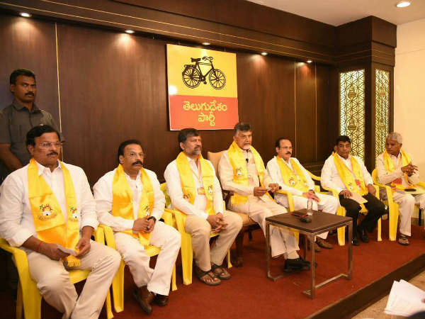 కాంగ్రెస్తో పొత్తు ముఖ్యం