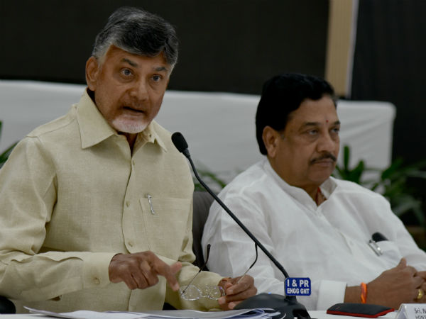 కేసీఆర్, కేటీఆర్, కవితలూ స్పందిస్తారా?