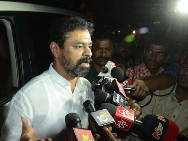 కొండను తవ్వి...ఎలకను పట్టారు