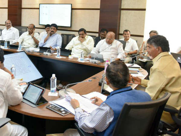 CM Chandrababu discusses with Ministers on IT raids:Chance to Sensational decisions ..! CM Chandrababu discusses with Ministers on IT raids:Chance to Sensational decisions ..!