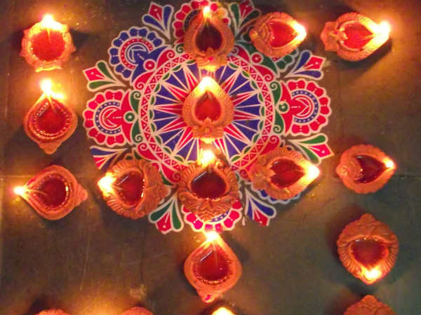 When we should take deepavali harathulu? When we should take deepavali harathulu?