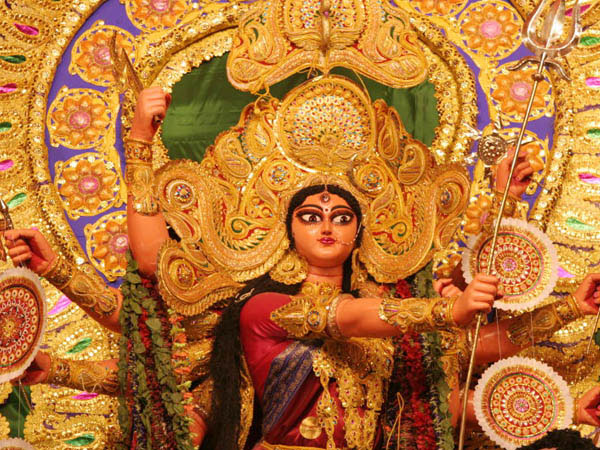 బంగారం కురిపించే వృక్షంగా..