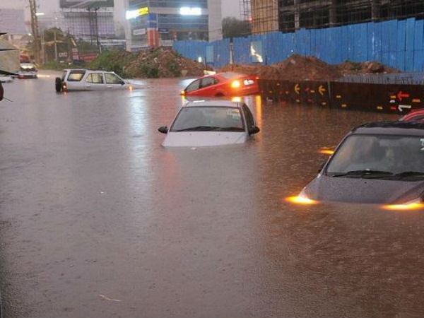 heavy rains lash Hyderabad city today heavy rains lash Hyderabad city today