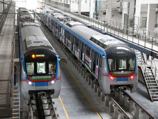తెగిపోయిన విద్యుత్ తీగలు