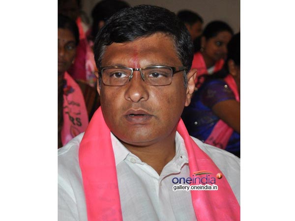 కొత్తగూడెం పై కన్నేసిన మూడు పార్టీలు..! సీటు మాత్రం ఎవరికో..!!
