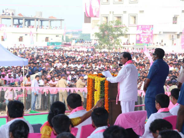 మా పొత్తు తప్పైతే.. 2009లో కేసీఆర్ పొత్తు కూడా తప్పే అంటున్న కాంగ్రెస్..!!