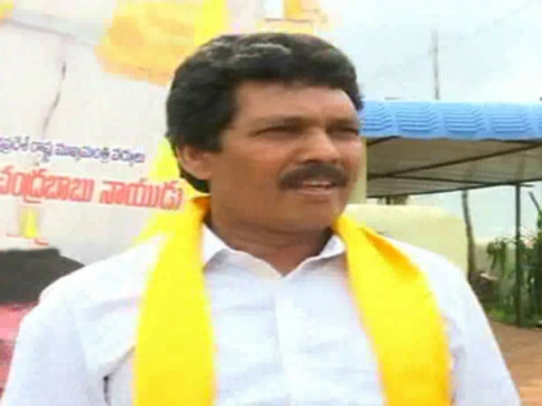 ఆప్యాయంగా పలకరించి, ఉప్పందించారు