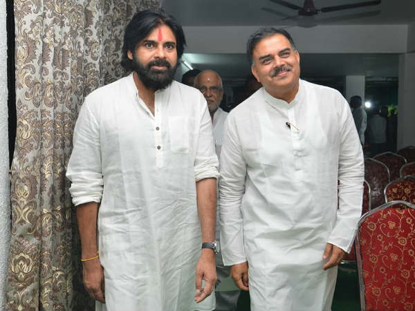 వారిపై ఐటీ దాడులు జరిగితే తామెందుకు స్పందించాలి?