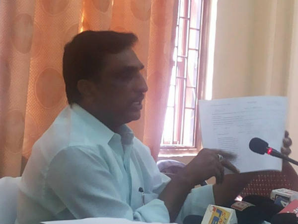437 పత్రాలు