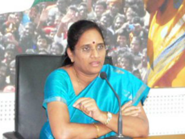 కోర్టు చెప్పినా చంద్రబాబుపై సోదాల్లేవు